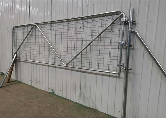低炭素鋼鉄2.5m溶接網分野の塀のゲート