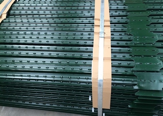7 フィート緑鋼フェンス T ポスト粉末で覆われた1フィートあたり0.83ポンド