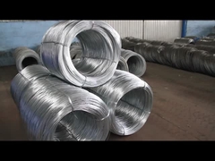 色の付いた縁保護フェンスはどのように作られるのか?