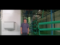 粉末で覆われている方角柱