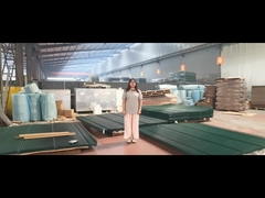 マレーシアへ送られた緑色の防登りフェンス