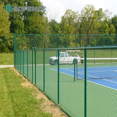ホットディップガルバン化 6フィート高 PVCコーティングビニールフェンス 30m 長さスポーツフェンス ダイヤモンドホールチェーンリンク 鉄線網