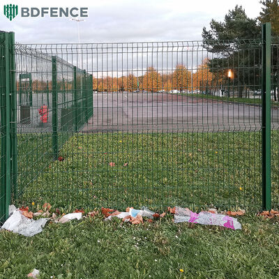 簡単に組み立てられる 3D カーブメタル 鉄板 周辺 セキュリティ フェンス V メッシュ 溶接