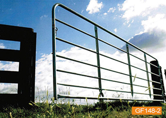 幅16ftの保証ワイヤーは牛パネルの塀のゲートを満たした