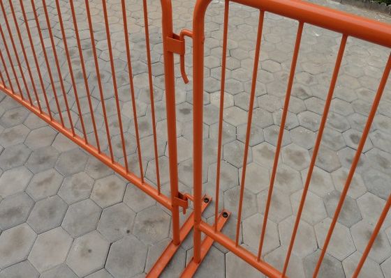 1.8mm 厚さ メタル・スチール 移動式道路安全 歩行者 交通管制のための一時的な群衆制御バリケード
