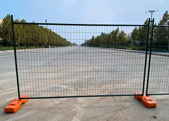 建設現場 オーストラリア 臨時フェンシングパネル 2.1m 高さ